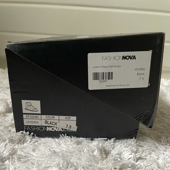 Looking Sharp Flat Sandals — Women’s 7.5 - Picture 5 of 7